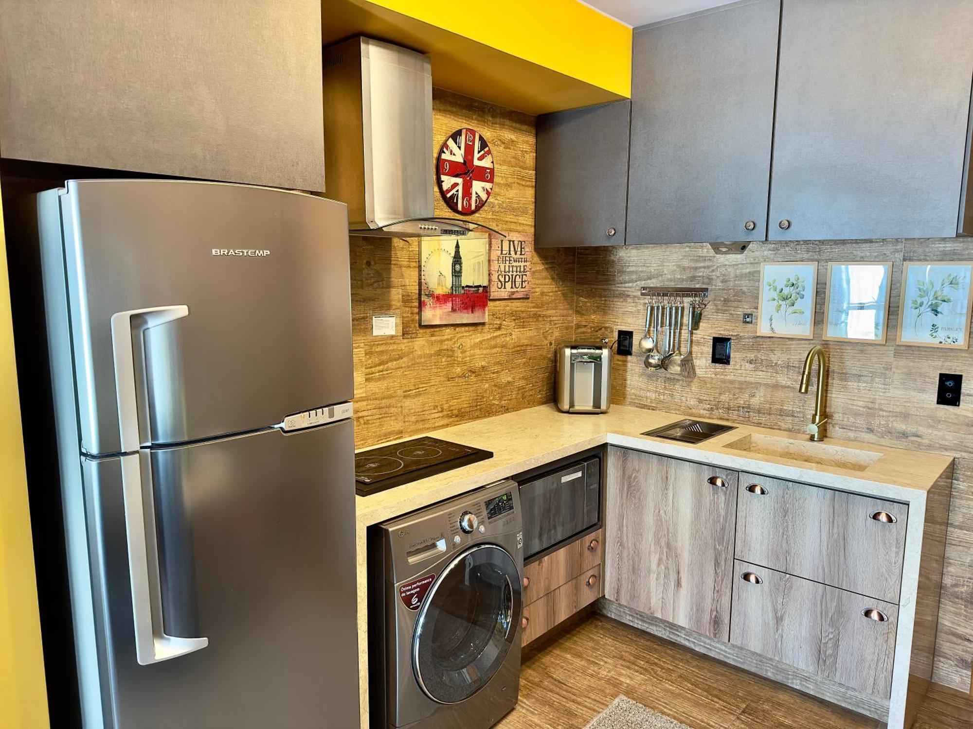 Ed Saint Moritz, Flat Com Garagem 01, Shn No Coracao De Brasilia Lejlighed Eksteriør billede
